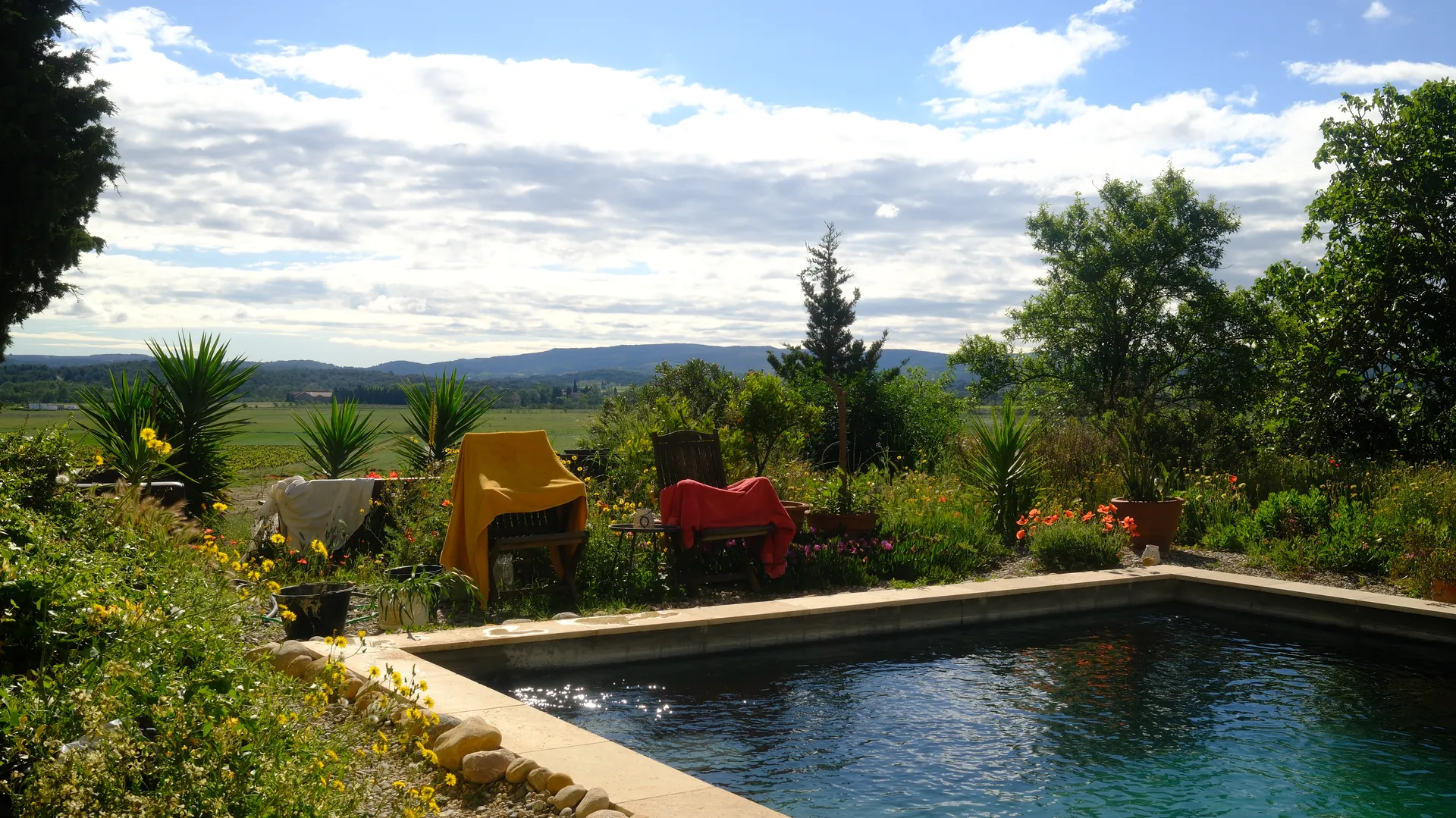 Le Domaine Conscience dans un environnement naturel calme